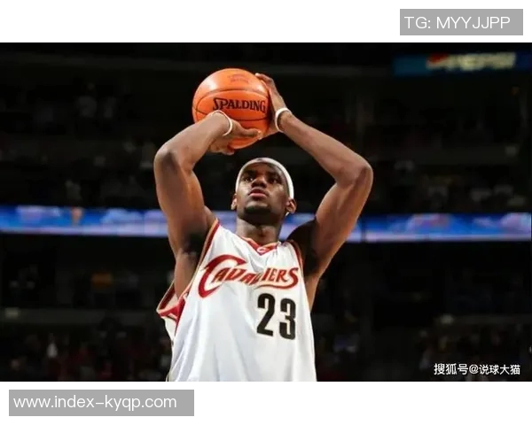 詹姆斯与斯波共同探讨现代篮球的节奏与空间的重要性